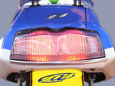 ZXR 750  91/95 Feu LED Clignotants Int�gr�s - Homologu�